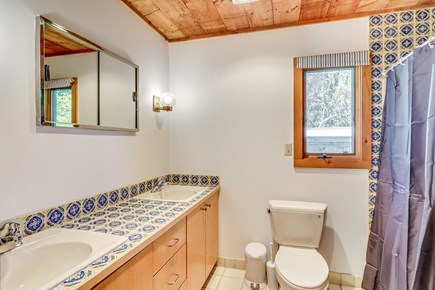 Orleans Cape Cod vacation rental - Bath