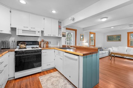 Eastham Cape Cod vacation rental - Kitchen