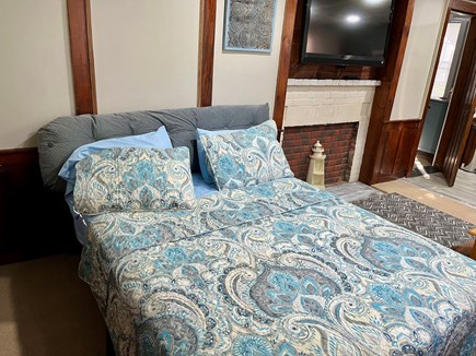 Harwich Captain’s Hill Cape Cod vacation rental - Efficiency 3 queen bed