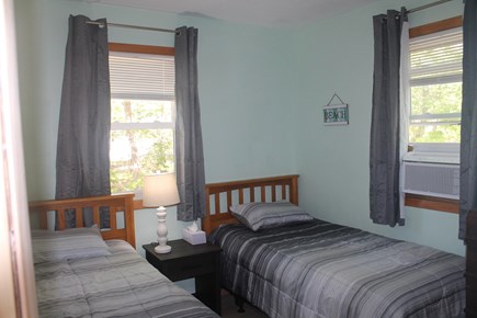 Eastham, Thumpertown - 3992 Cape Cod vacation rental - First floor bedroom with two twins and A/C