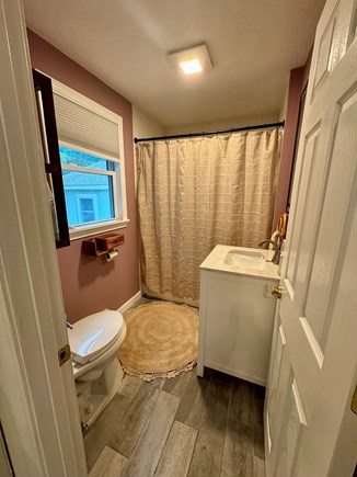 Eastham Cape Cod vacation rental - Full bathroom