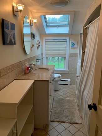 Hyannisport Cape Cod vacation rental - Full bathroom with spa tub on main floor