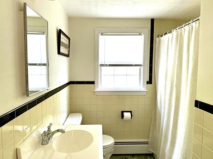 Falmouth Cape Cod vacation rental - Full bathroom 1 of 2