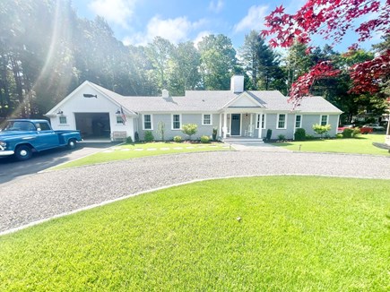 Centerville,  Mid Cape/ Barnestable Cape Cod vacation rental - Front Yard