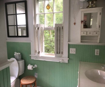 Barnstable Village - Route 6A Cape Cod vacation rental - Bathroom