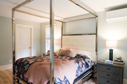 Cotuit, Barnstable Cape Cod vacation rental - Bright and spacious bedroom with plenty of natural light.