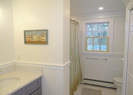 Brewster Cape Cod vacation rental - New main floor full bath with tub 