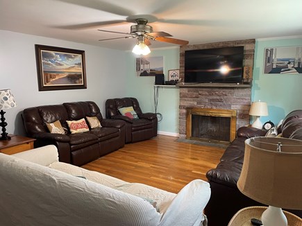 Dennis Port Cape Cod vacation rental - Living room