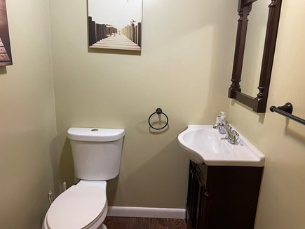 Dennis Port Cape Cod vacation rental - Half bath