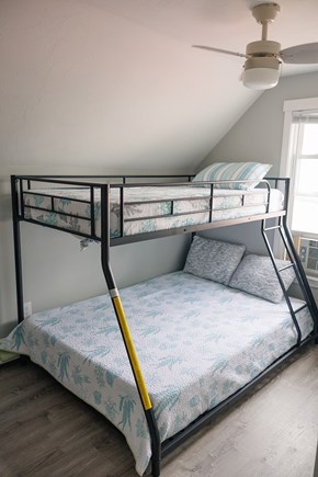 Onset MA vacation rental - The 2nd bedroom has bunk beds (1 Full, 1 twin mattress) & smartTV