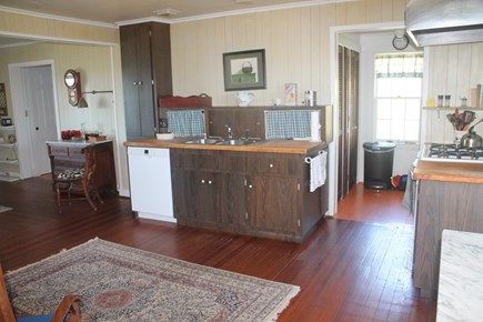 Eastham, Nauset Light - 3993 Cape Cod vacation rental - Fully equipped Kitchen