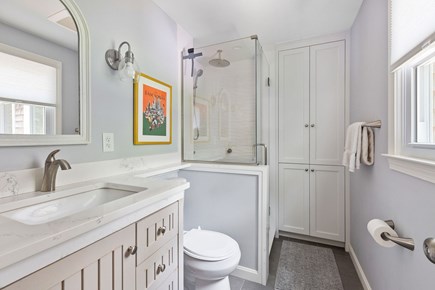 East Dennis Cape Cod vacation rental - En suite bathroom