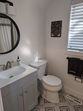 New Seabury Cape Cod vacation rental - First floor bath