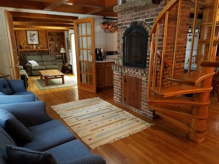 Orleans Cape Cod vacation rental - Seating area leading to family room