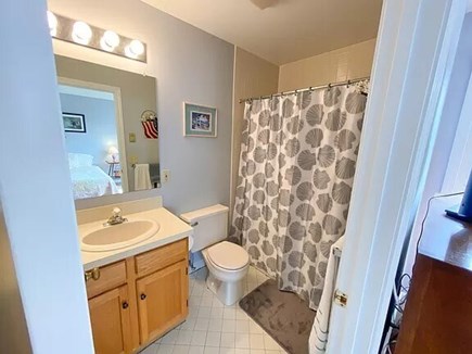 Brewster Cape Cod vacation rental - Second floor full bath