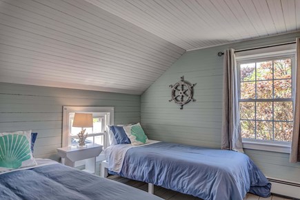 Sandwich Cape Cod vacation rental - Cottage - 2nd Floor Bedroom - 2 Twin XLs