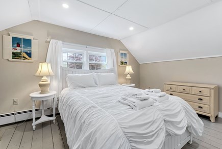 Sandwich Cape Cod vacation rental - Cottage - 2nd floor bedroom - Queen