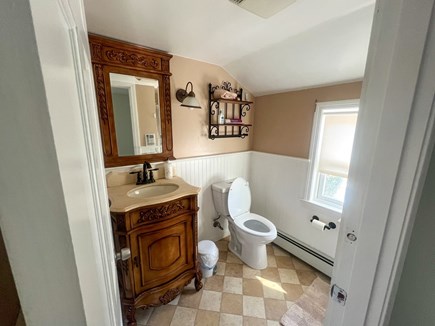 West Yarmouth Cape Cod vacation rental - Upstairs bathroom