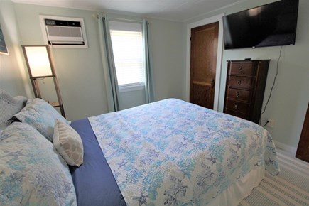 Hyannis Cape Cod vacation rental - Queen room