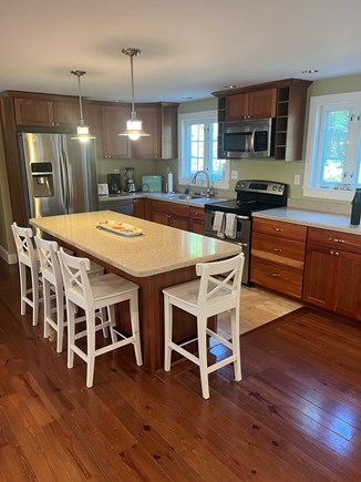 Eastham Cape Cod vacation rental - Kitchen Island