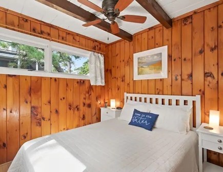 Wellfleet Cape Cod vacation rental - Queen Bedroom