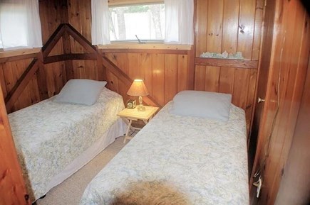 South Wellfleet Cape Cod vacation rental - Twins bedroom