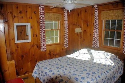 South Wellfleet Cape Cod vacation rental - Queen bedroom