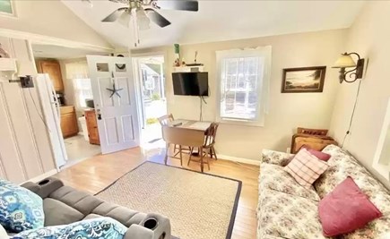 Yarmouth Cape Cod vacation rental - Living room