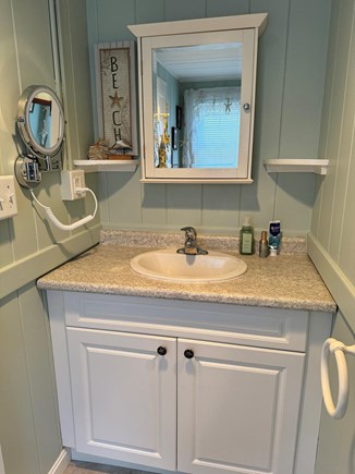 Yarmouth Cape Cod vacation rental - Bath