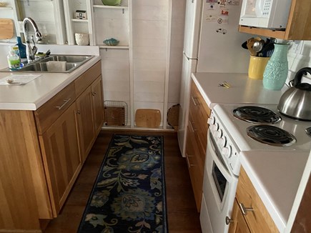 Wellfleet Cape Cod vacation rental - The kitchen includes all the appliances you need.