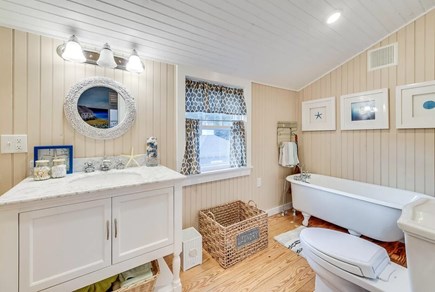 Falmouth, Menauhant Cape Cod vacation rental - Second floor bath 1 with tub