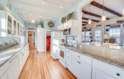 Falmouth, Menauhant Cape Cod vacation rental - Kitchen