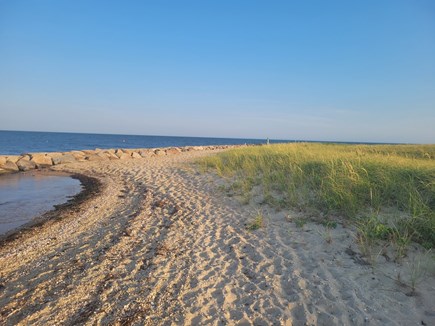 Falmouth, Menauhant Cape Cod vacation rental - Walk to Nearby beach