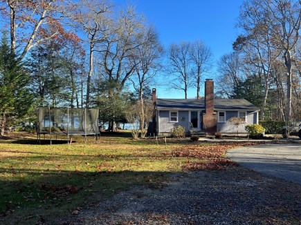 Mashpee Cape Cod vacation rental - Front yard