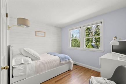 Falmouth Cape Cod vacation rental - Full bedroom with single trundle.