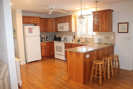 Eastham, Nauset Light - 3995 Cape Cod vacation rental - Fully equipped kitchen