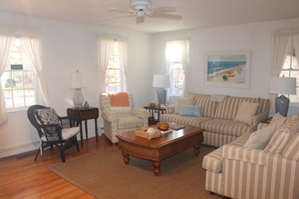 Eastham, Nauset Light - 3995 Cape Cod vacation rental - Living Room