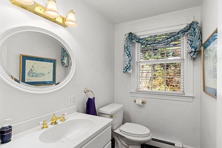 Brewster Cape Cod vacation rental - First floor half bathroom