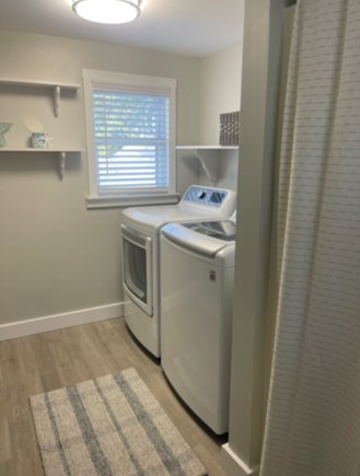 Mashpee Cape Cod vacation rental - Laundry