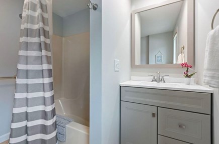 Eastham Cape Cod vacation rental - Bath with Shower/Tub Combination!