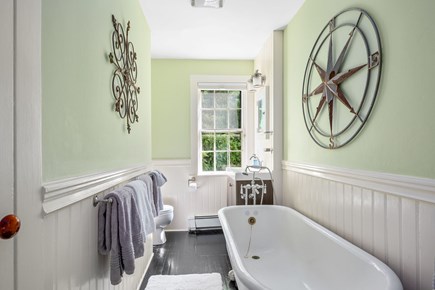 Barnstable Village Cape Cod vacation rental - Bathroom with tub