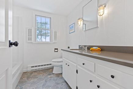 Orleans / Eastham Line Cape Cod vacation rental - Full Bathroom Upper Level