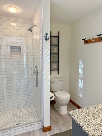 Harwich Cape Cod vacation rental - Full bath on main floor