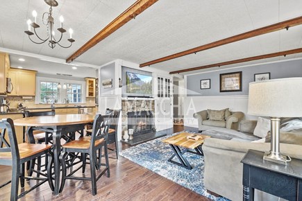 Onset MA vacation rental - Dining area