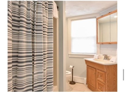 Dennis Cape Cod vacation rental - Full bath