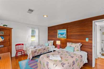 Eastham Cape Cod vacation rental - A perfect bedroom for the kids