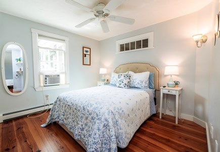 Brewster Cape Cod vacation rental - Upstairs full bedroom with TV, adjacent to twin bedroom