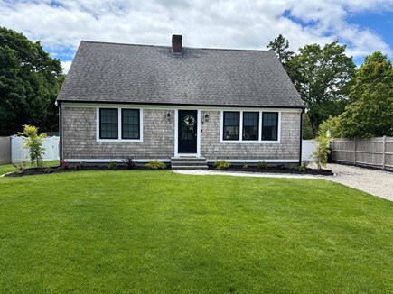 Yarmouth Cape Cod vacation rental - Front Yard