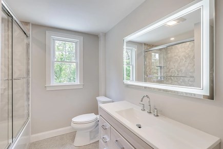 Dennis Cape Cod vacation rental - Upstairs bath