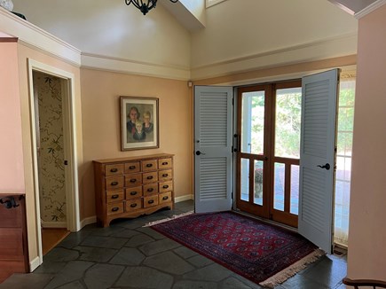 Bourne, Buzzards Bay Cape Cod vacation rental - Spacious entry way